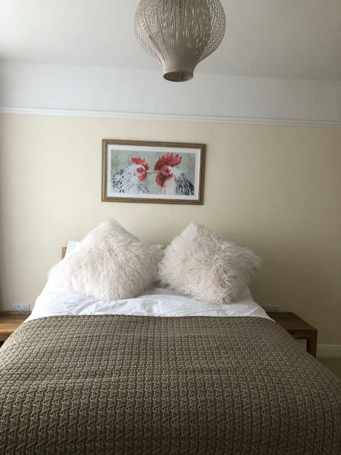 1 Ashford Road Guesthouse Redhill  Exteriör bild